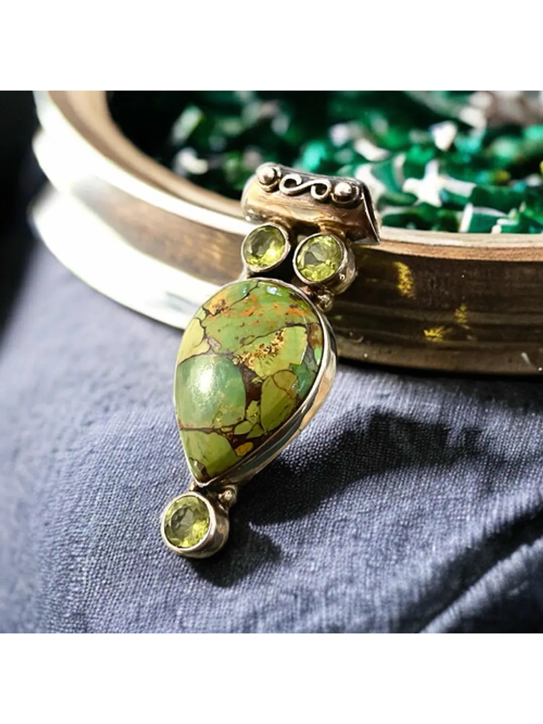 Colgante Turquesa Verde De Arizona Con Peridoto - Joyas Velardi