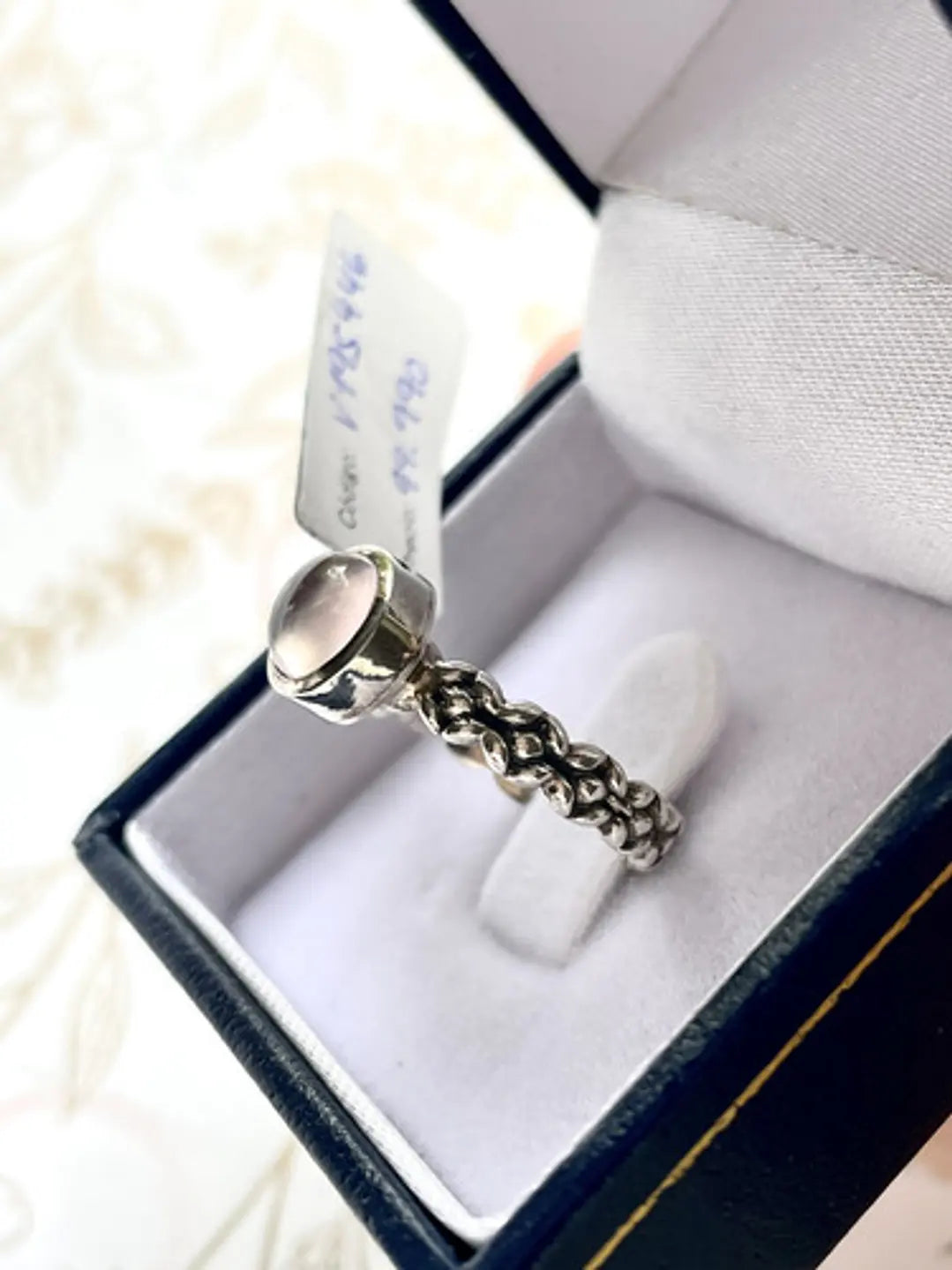 Anillo De Plata Con Cuarzo Rosa De Madagascar - Joyas Velardi