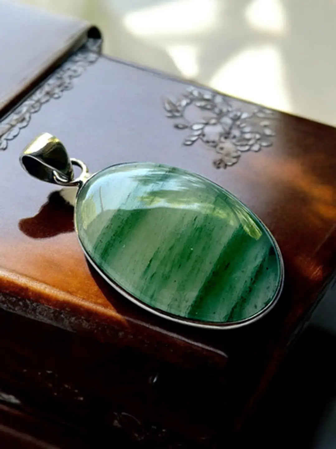 Colgante De Aventurina Verde Oval En Plata - Joyas Velardi