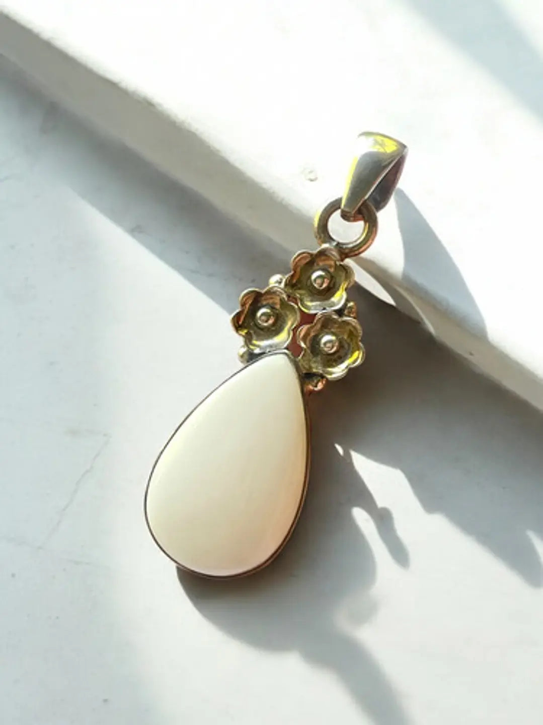 Colgante De Ópalo Blanco En Plata 925 - Joyas Velardi