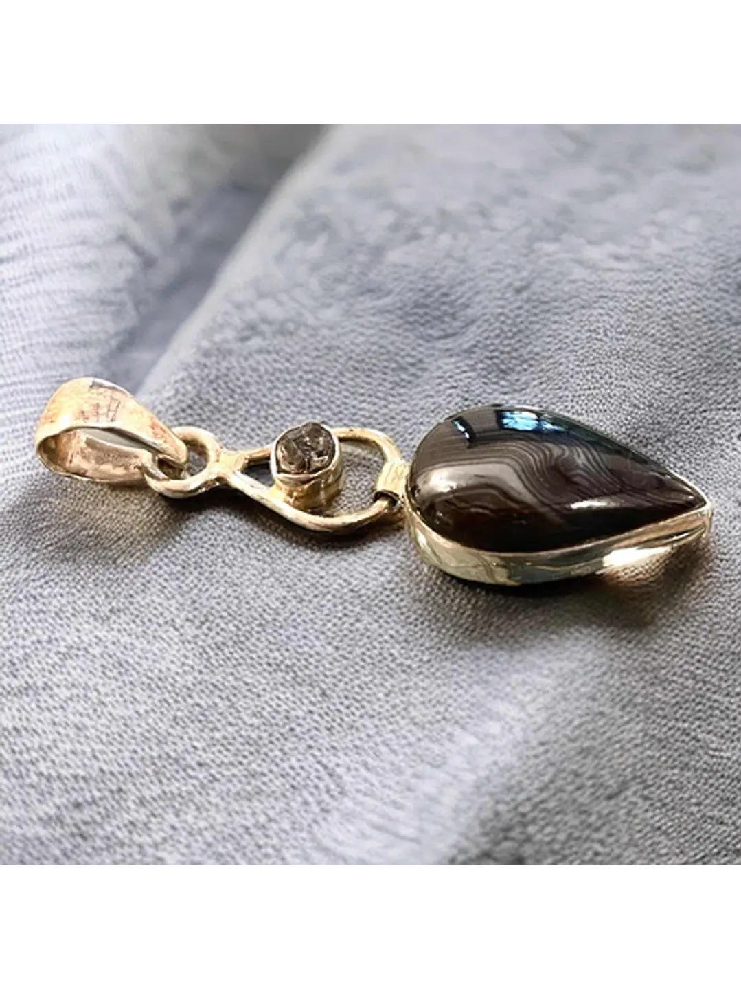 Colgante Malaquita Negra Y Diamante Hermimer - Joyas Velardi