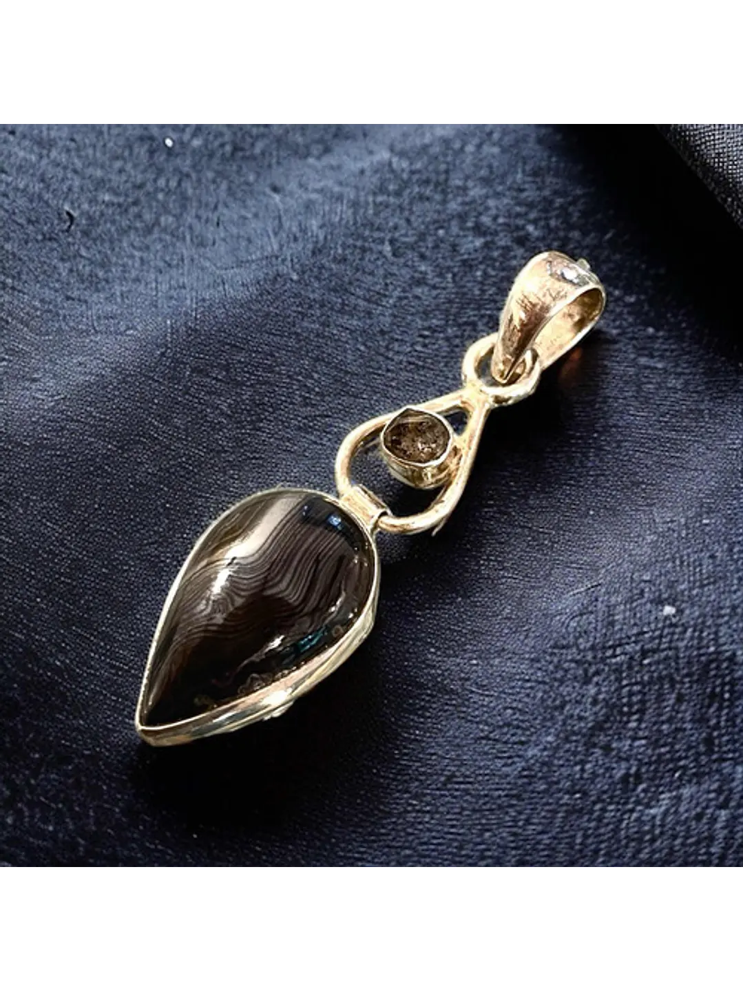 Colgante Malaquita Negra Y Diamante Hermimer - Joyas Velardi