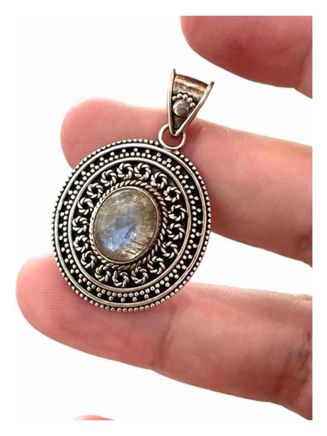 Colgante Medallón Labradorita Azul De Madagascar - Joyas Velardi