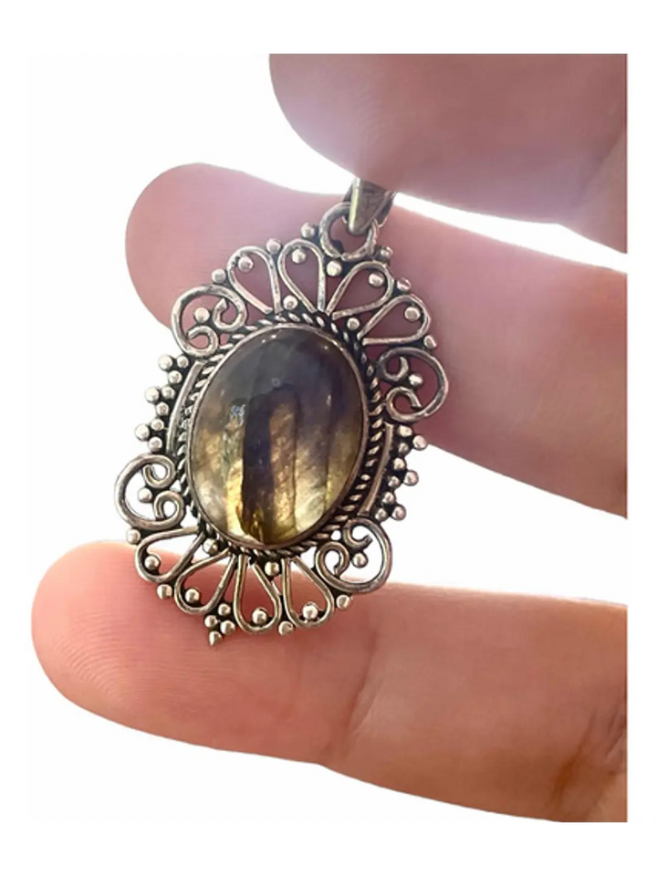 Colgante De Labradorita Azul De Madagascar En Plata - Joyas Velardi