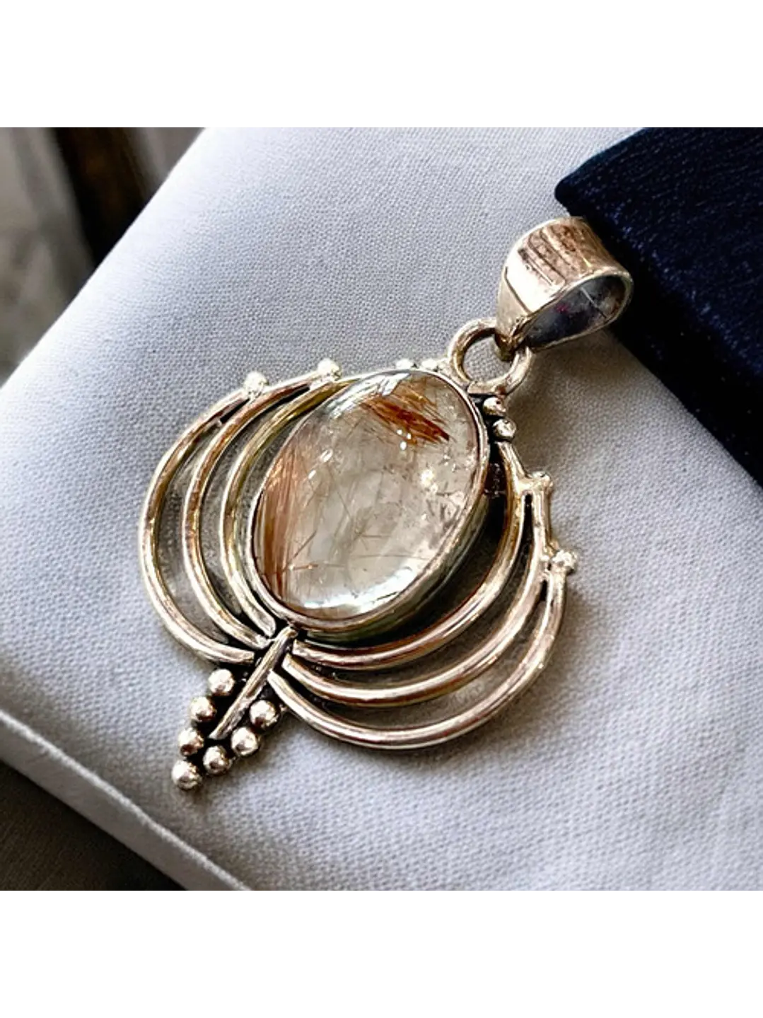 Colgante De Rutilo Dorado En Plata - Joyas Velardi