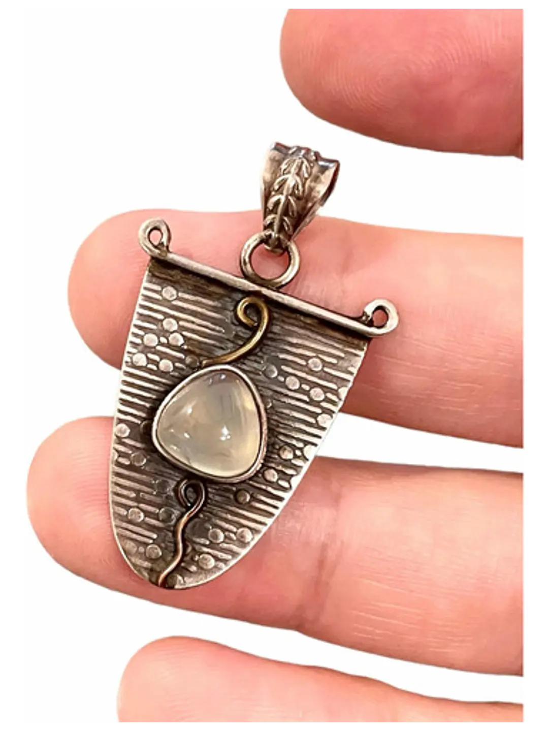 Colgante De Prehenita Australiana En Plata Emblema - Joyas Velardi