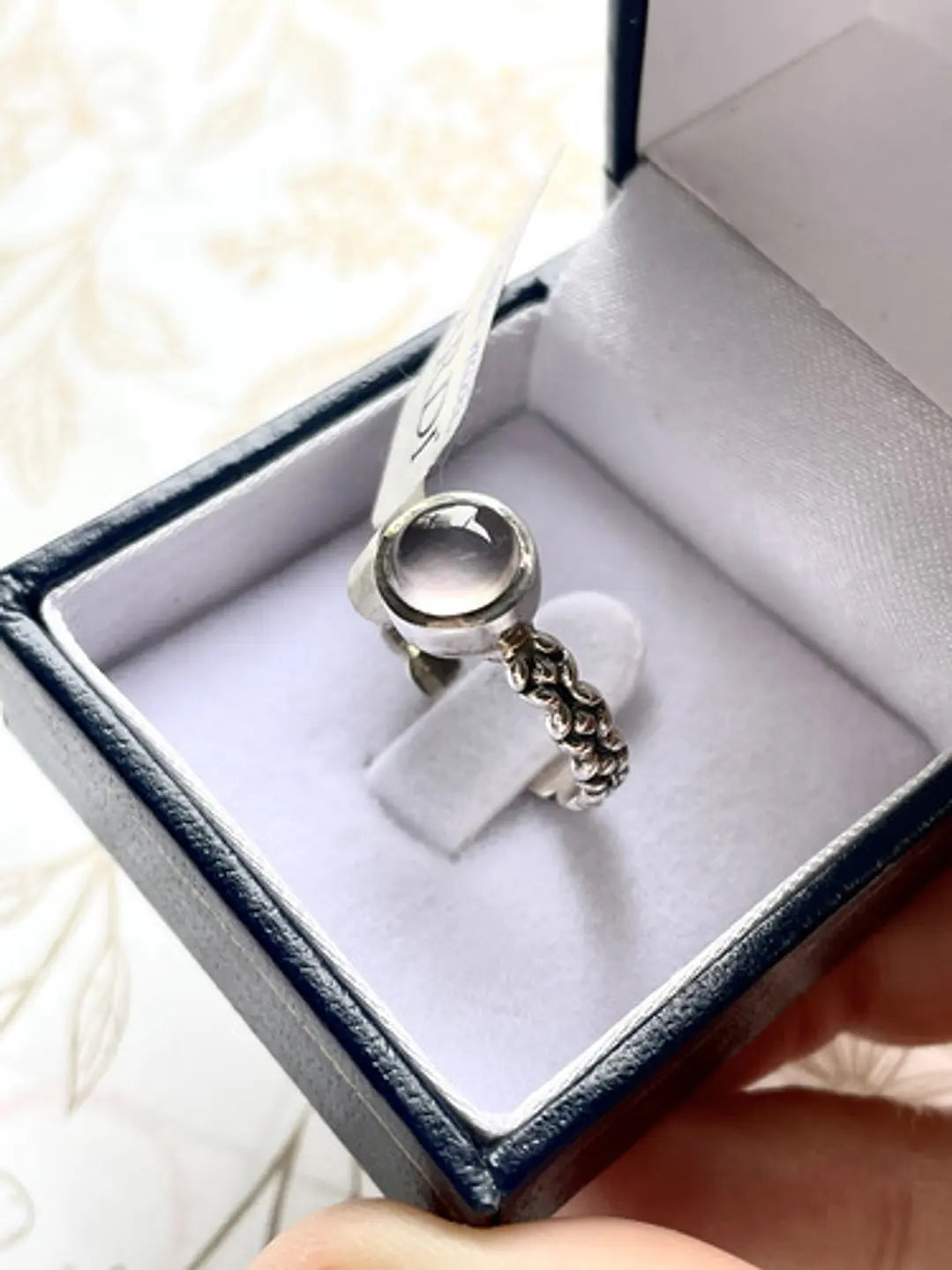 Anillo De Plata Con Cuarzo Rosa De Madagascar - Joyas Velardi