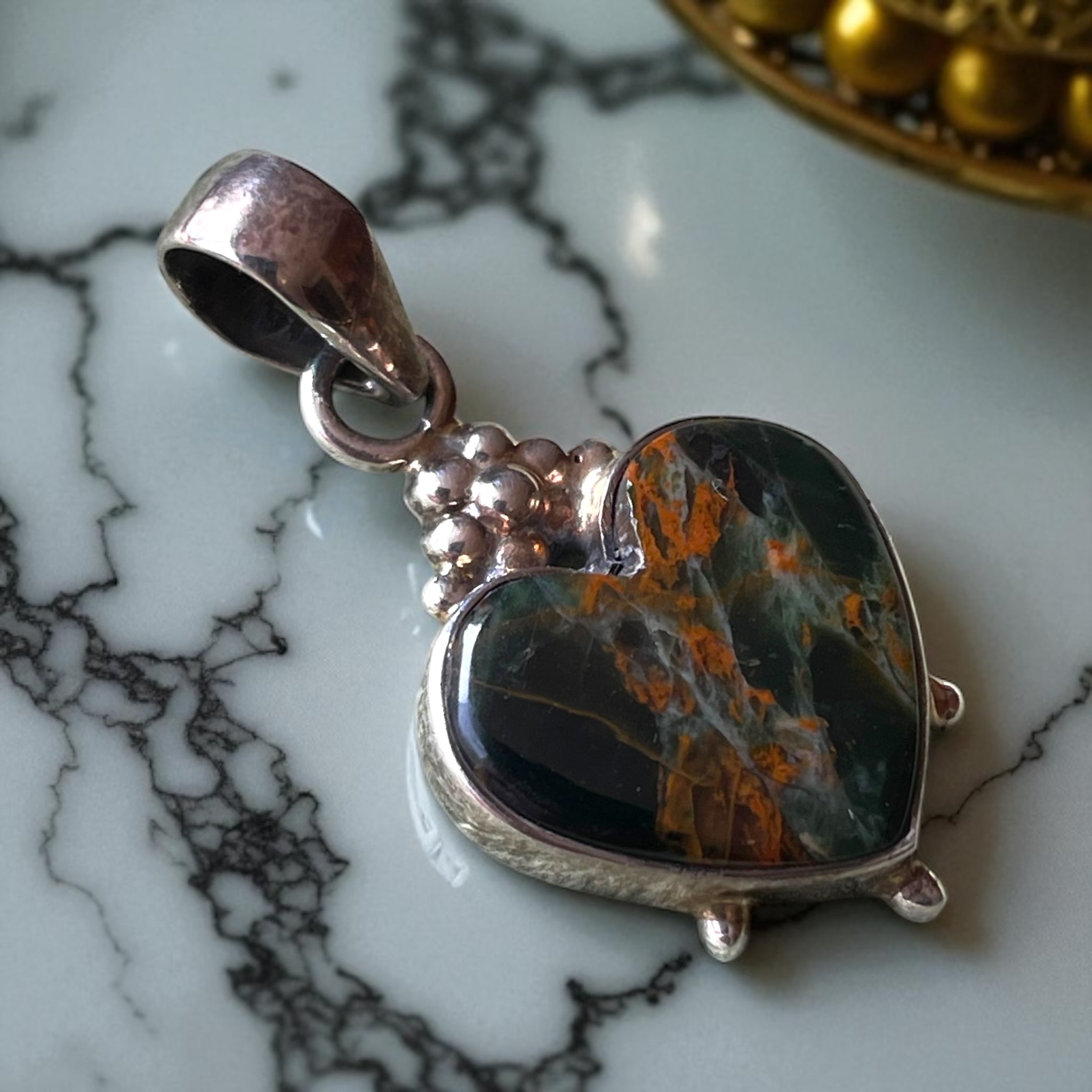 Colgante corazón de crisocola selvática de Turquía - Plata 925