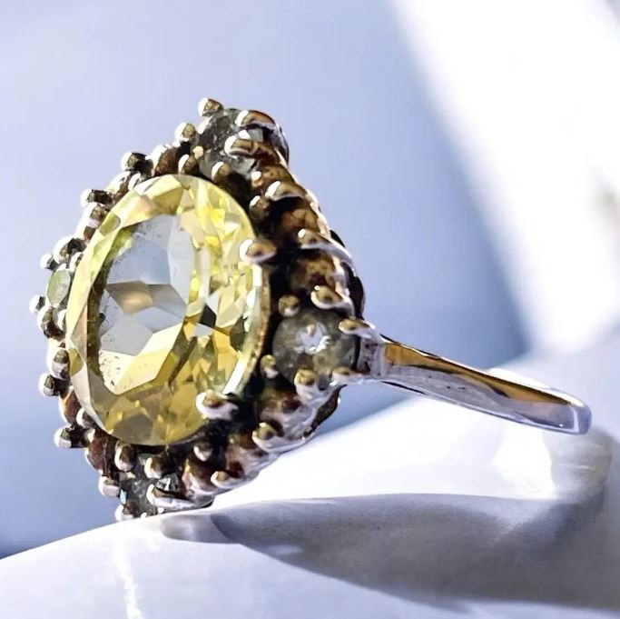 Anillo Cuarzo Limon con Aguamarinas Plata - Joyas Velardi