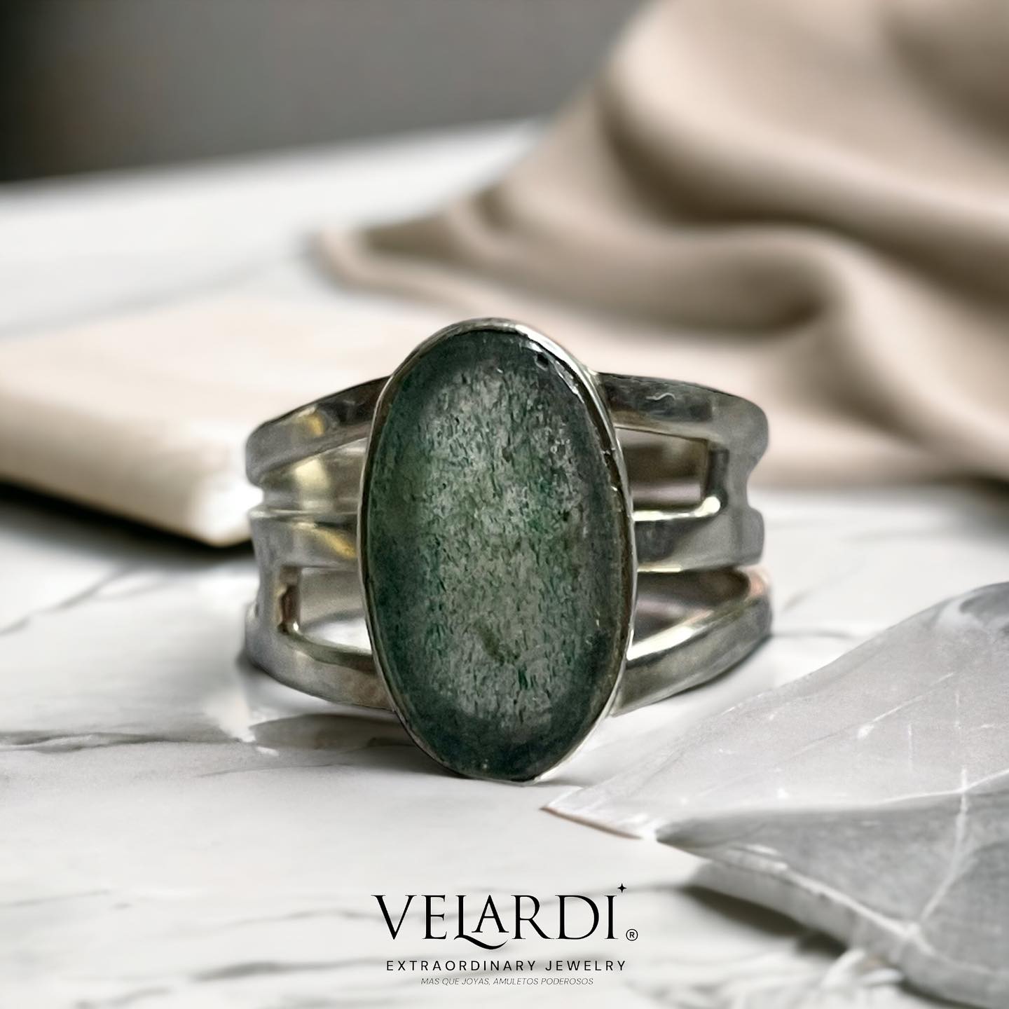 Anillo Hygeia – Aventurina Verde del Himalaya en Plata 925 - Joyas Velardi