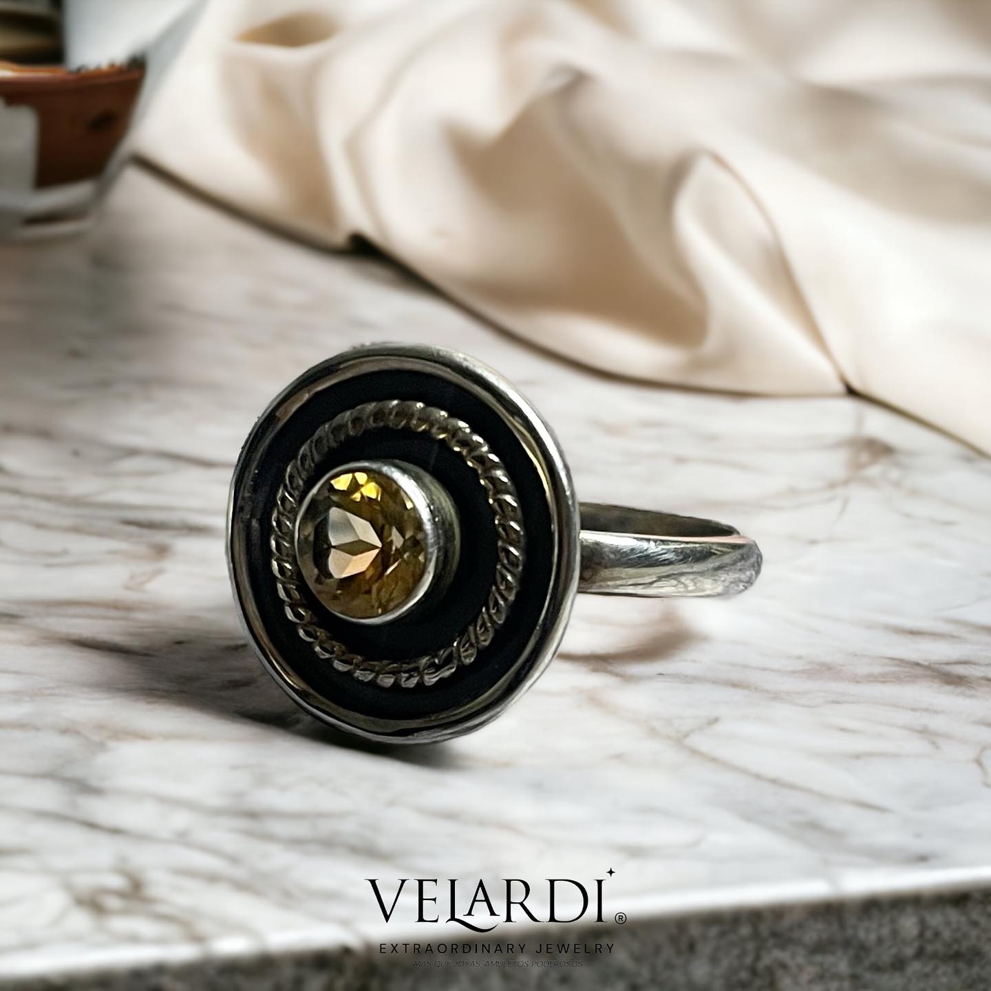 Anillo de Plata 925 con Citrino Natural — Aurora del Sol - Joyas Velardi