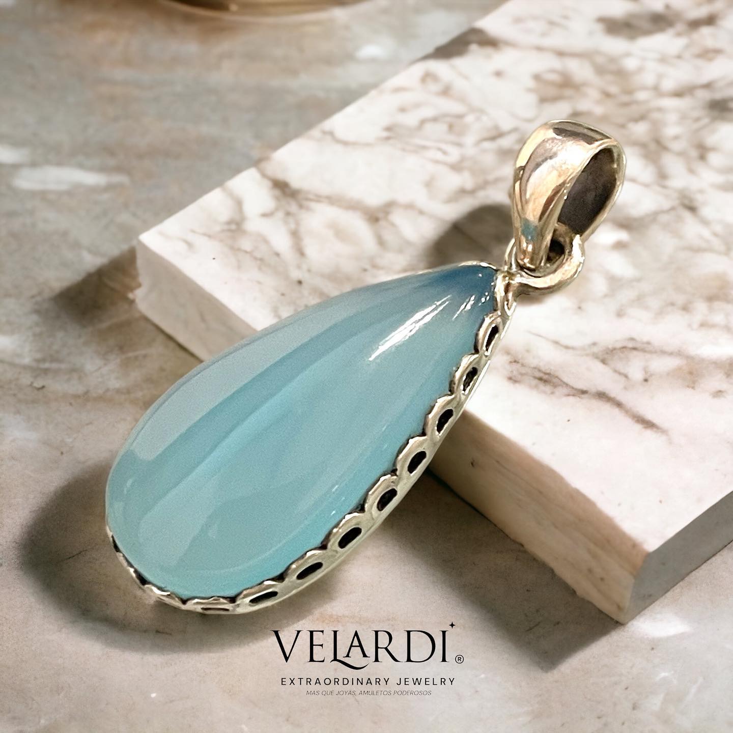 Colgante de Calcedonia Aqua Plata 925 - Joyas Velardi