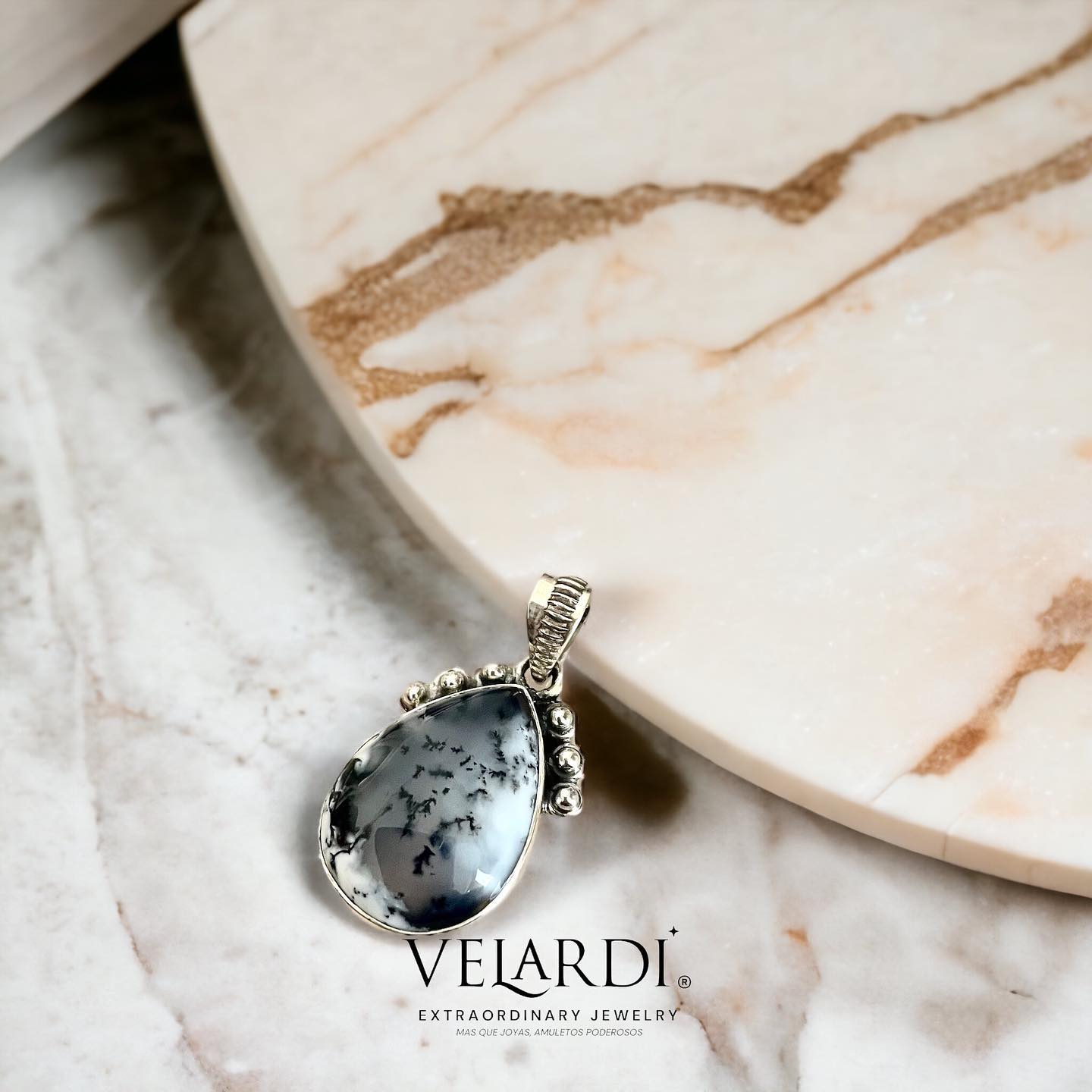 Colgante Ópalo Dendrítico (Merlinita) de Turquía - Joyas Velardi