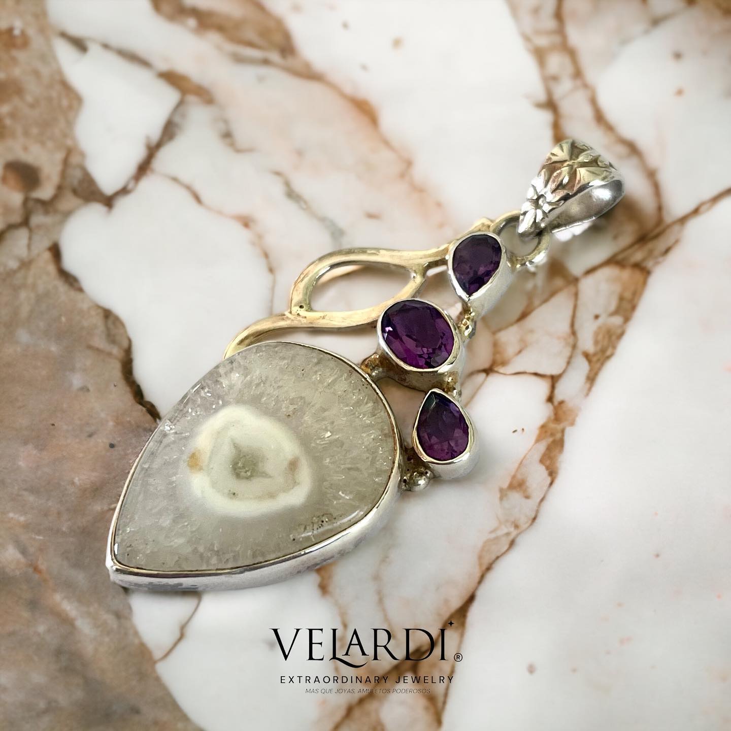 Colgante de Ojo de Cuarzo Solar y Amatista de Africa - Joyas Velardi