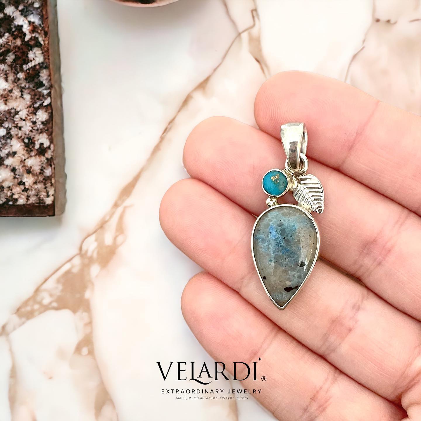 Colgante Isis – Canvasita y Turquesa Azul en Plata 925 - Joyas Velardi