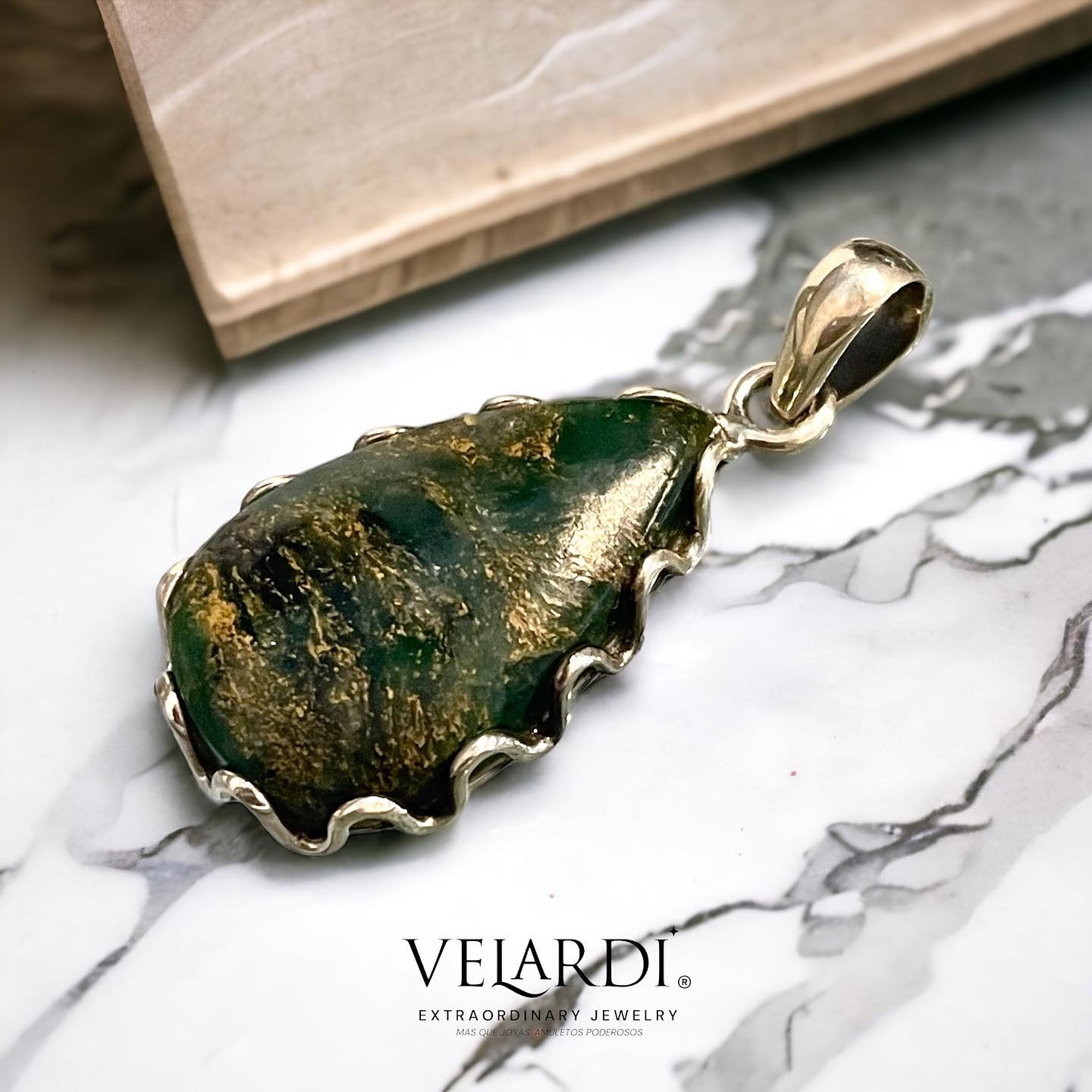 Colgante de Fucsita Verde en Plata 925 - Joyas Velardi