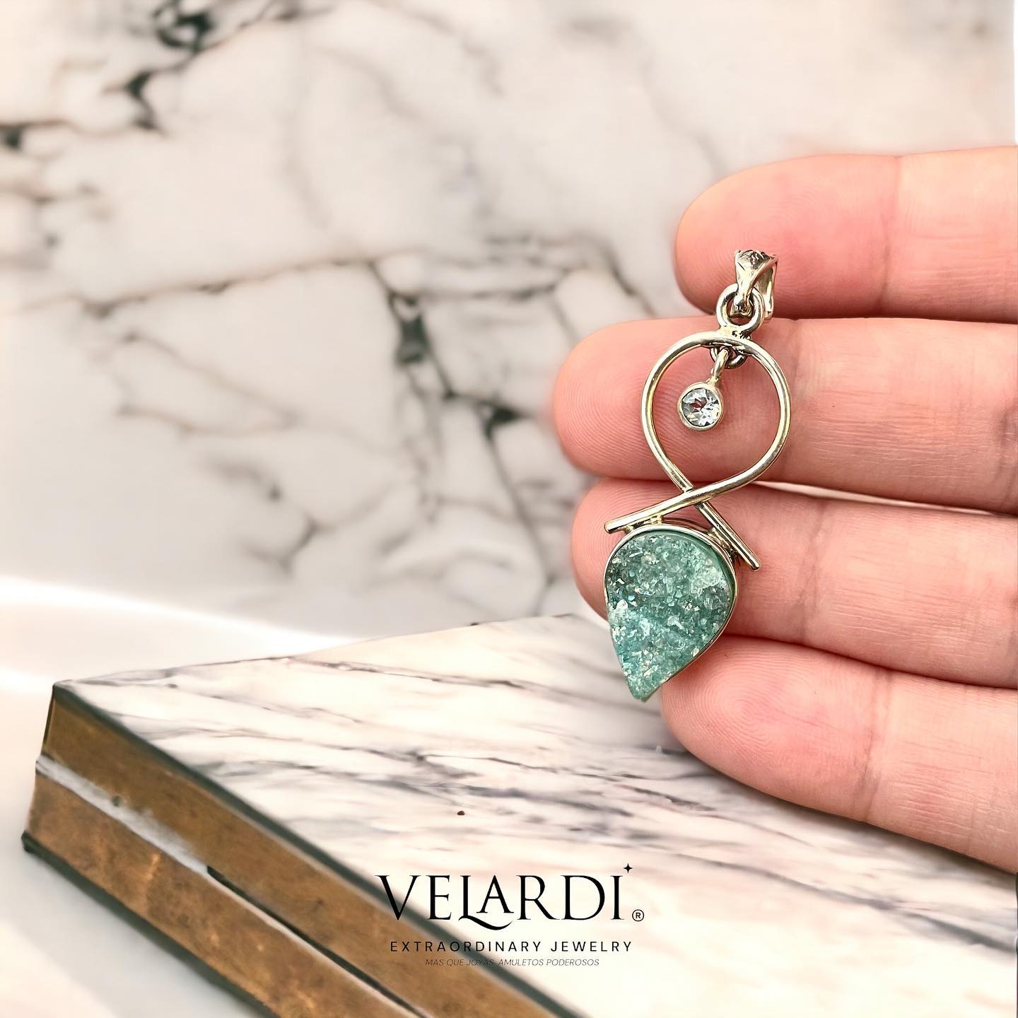 Colgante Drusa Titanio Verde y Topacio Azul Cielo en Plata 925 - Joyas Velardi