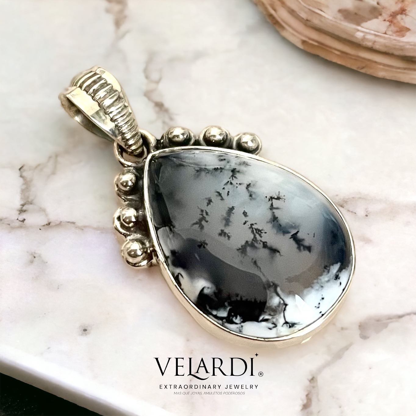 Colgante Ópalo Dendrítico (Merlinita) de Turquía - Joyas Velardi