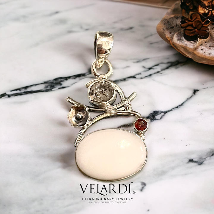 Colgante Opalo Blanco Diamante Herkimer y Granate