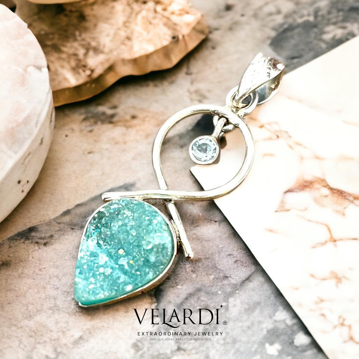 Colgante Drusa Titanio Verde y Topacio Azul Cielo en Plata 925
