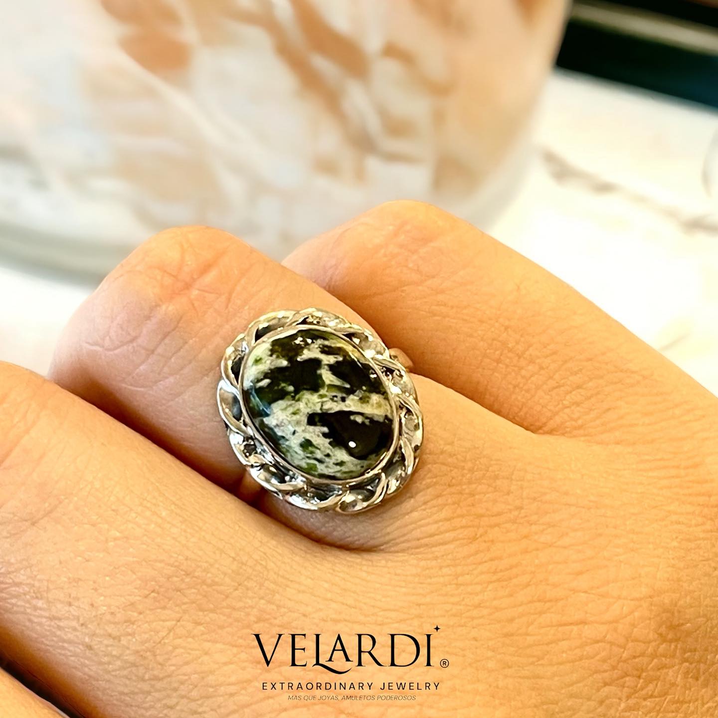 Anillo “Thalassa” – Calcedonia Cromo del Zambeze en Plata 925 - Joyas Velardi