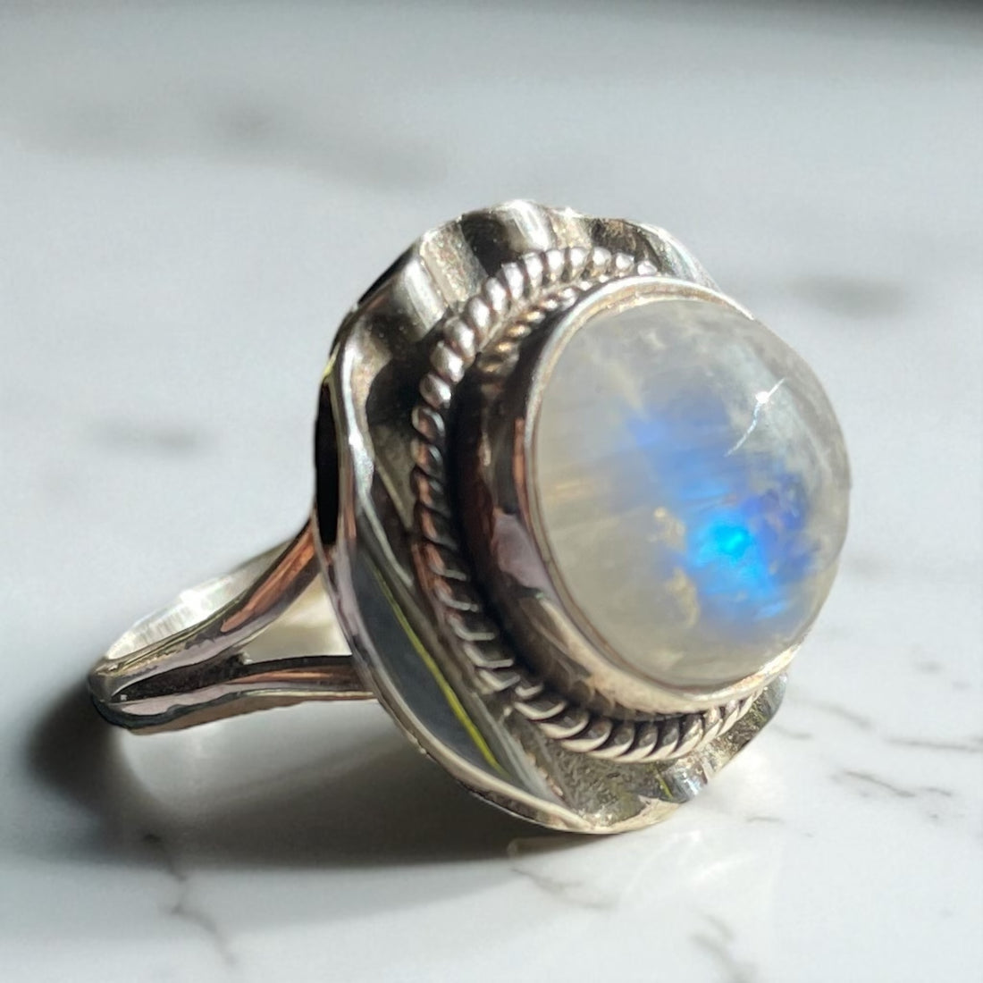 Anillo Piedra Luna arcoíris de la India Plata 925 - Lunareth