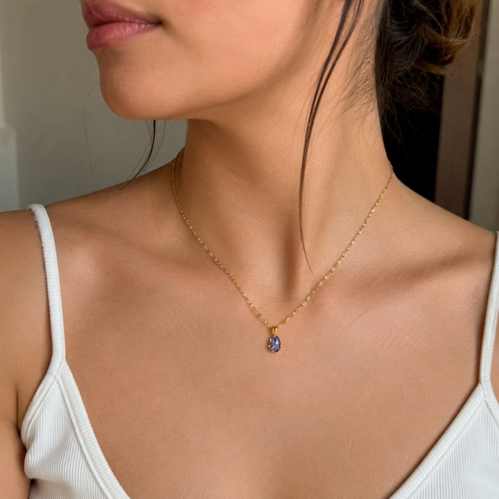 Collar mini punto de luz gota cristal enchapado en oro 18k