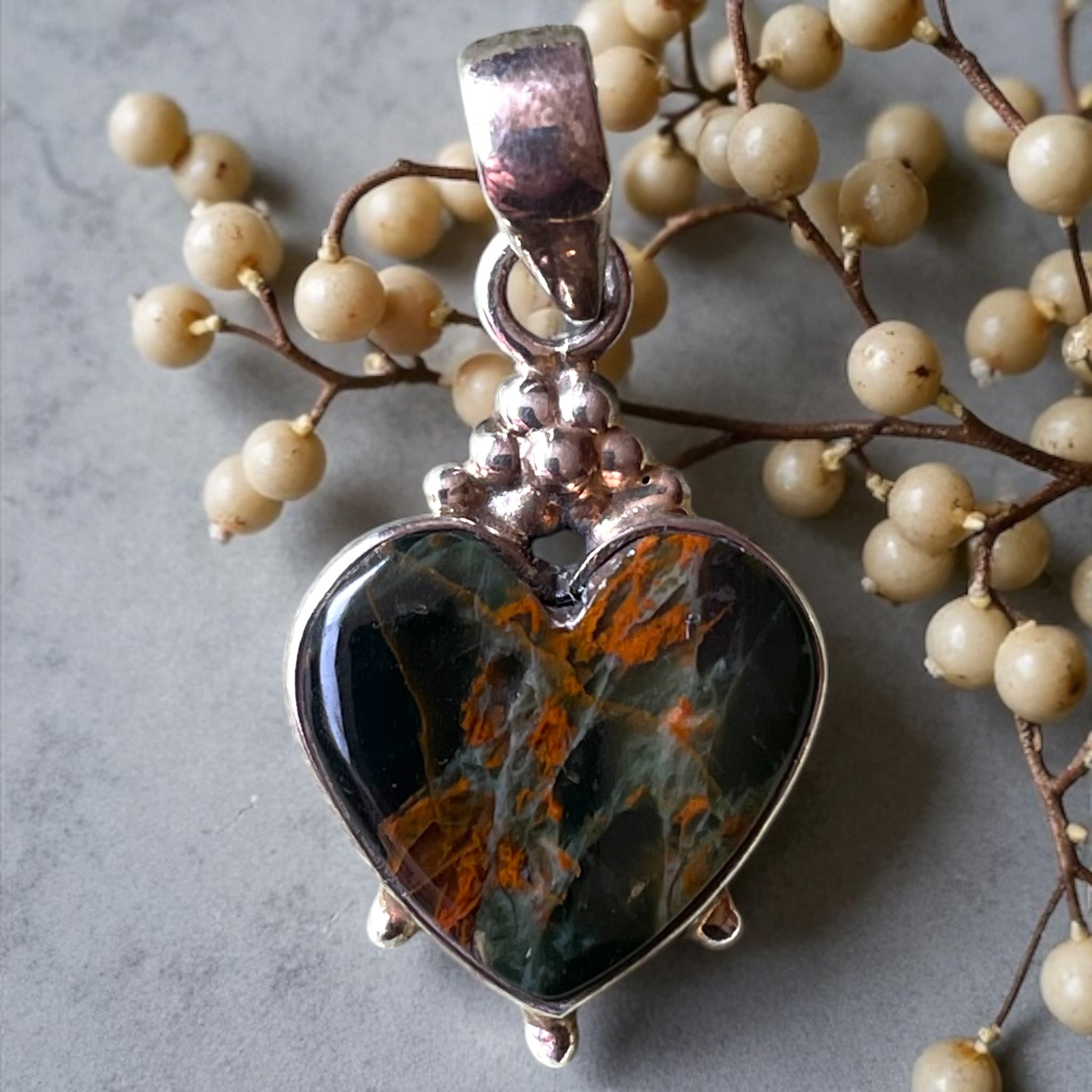 Colgante corazón de crisocola selvática de Turquía - Plata 925