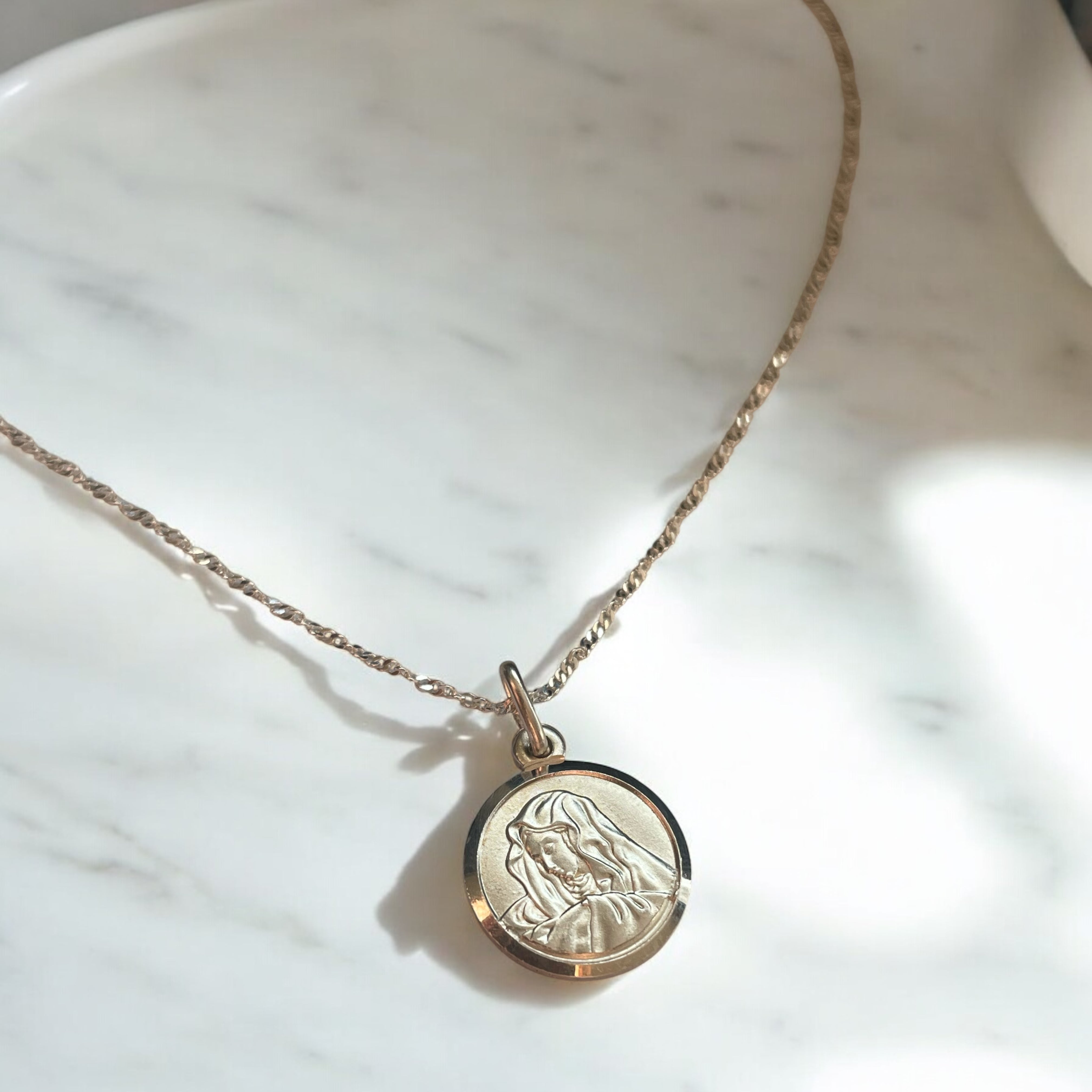 Medalla Virgen Maria Plata 925