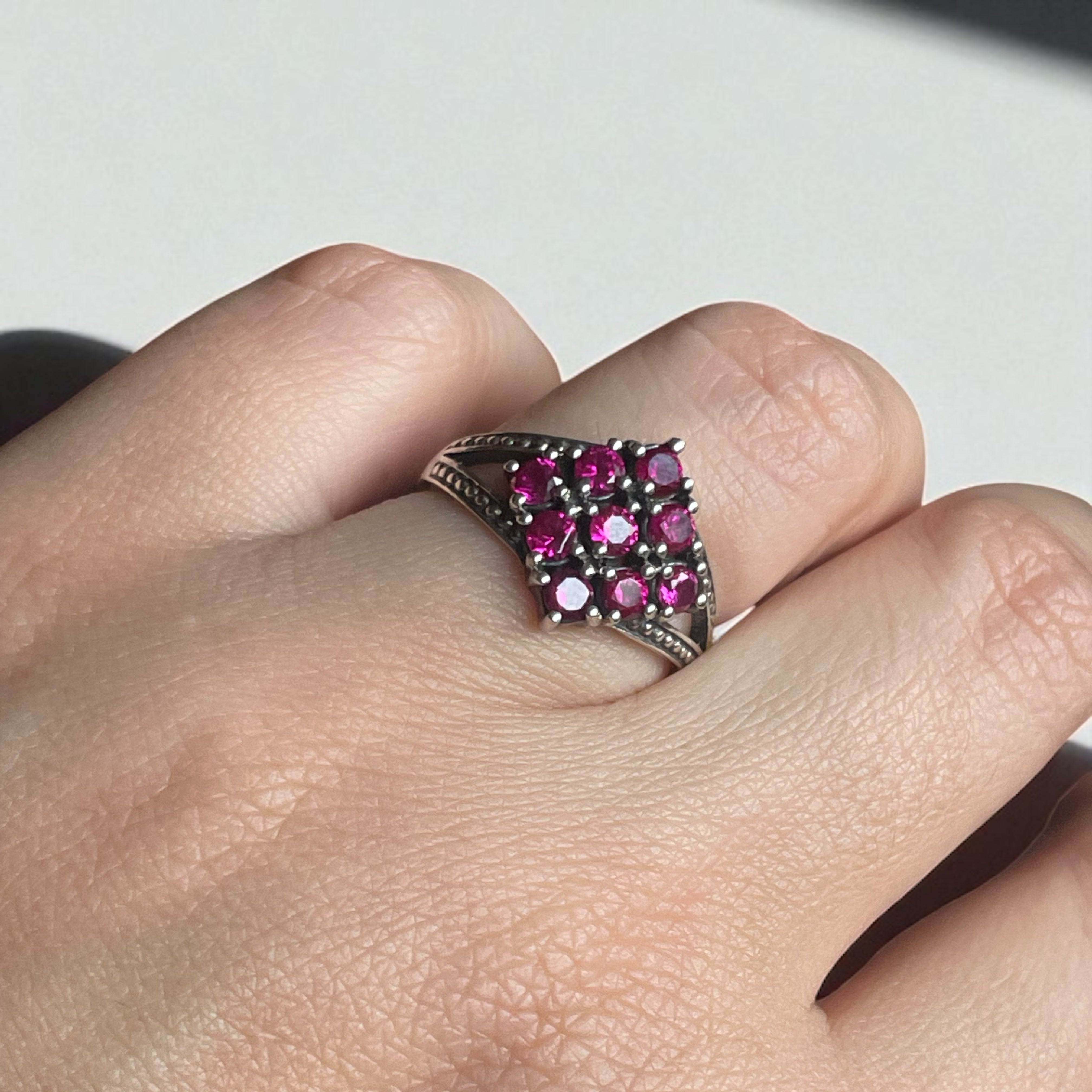 Aeloria - Anillo Rubelita Rosa y Plata 925