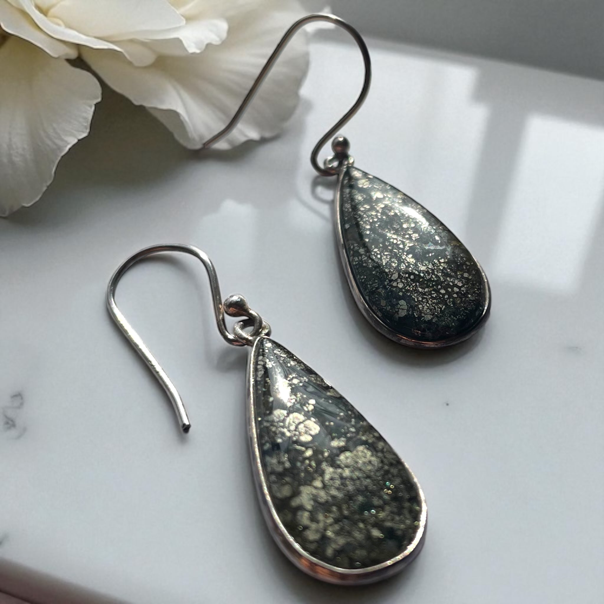 Aros Ágata nipomo marcasita (extremadamente rara) california - plata 925