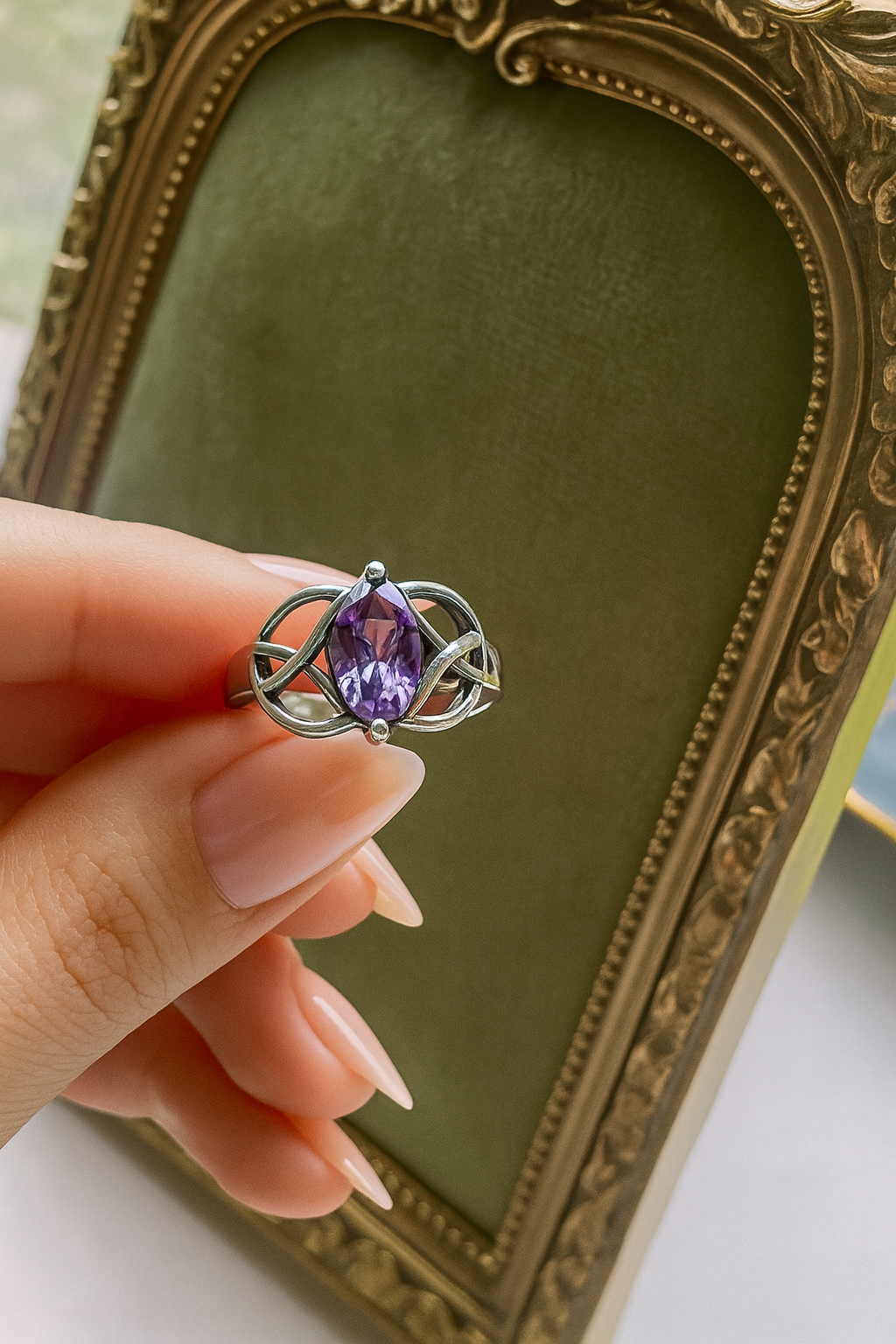 Anillo de Amatista de África y Plata 925 - Celtic