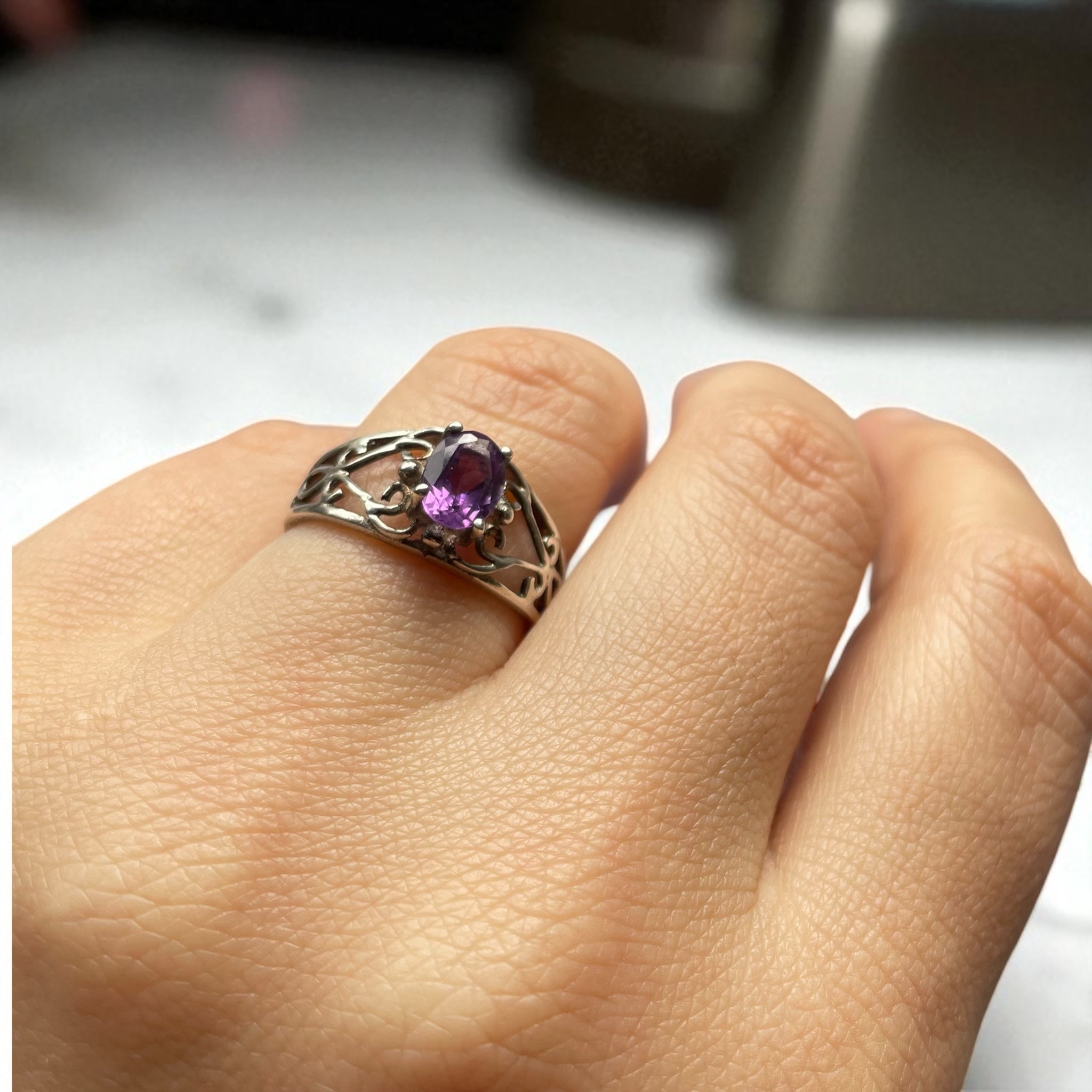 Anillo Grace de plata 925 con amatista natural – Joyería Velardi