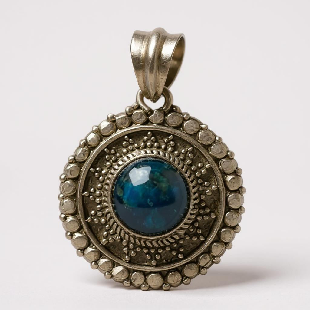 Colgante medallon Labradorita Azul de Madagascar - Joyas Velardi